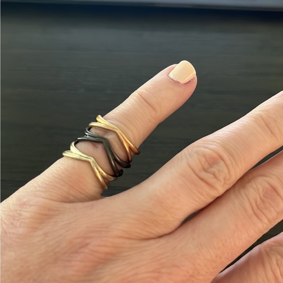 Kendra Scott set of 3 midi rings size 7 - Picture 3 of 7